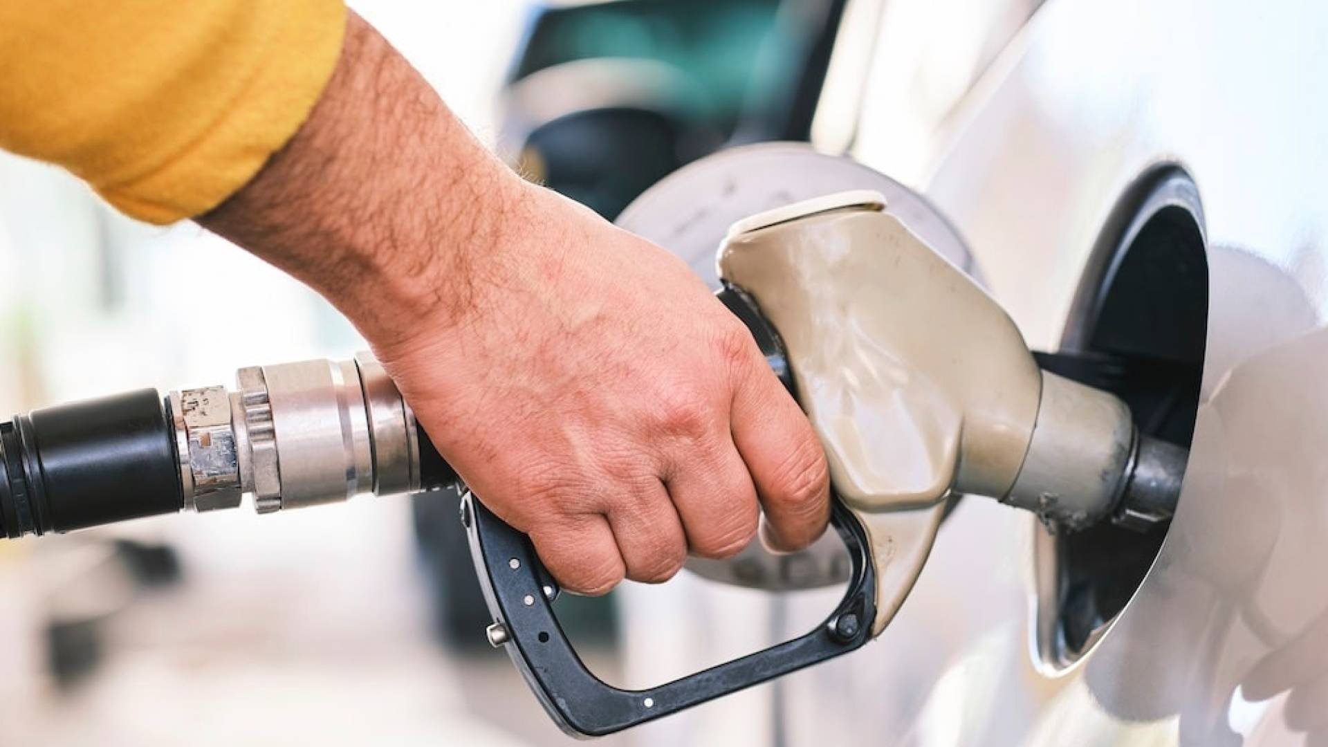 عاجل.. توقعات بتخفيض أسعار البنزين والديزل خلال التسعيرة المقبلة