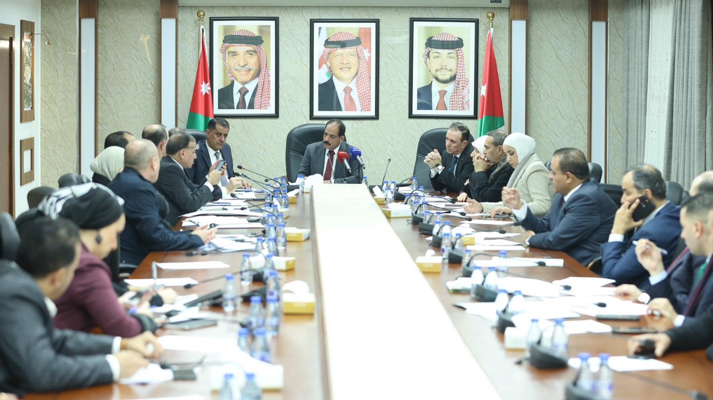 عاجل.. القانونية النيابية تواصل مناقشة تعديلات قانون الكاتب العدل