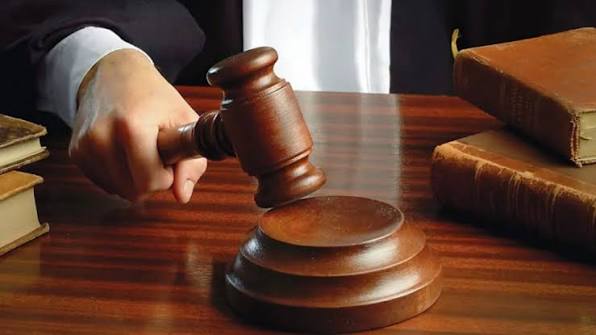 عاجل.. رجل اعمال أردني بصدد مقاضاة رئيس وزراء لبناني اسبق وزوجته بتهم الاحتيال و تهريب الاموال