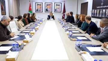 عاجل.. نفاع تستعرض التجربة البرلمانية الأردنية أمام وفد طلابي ألماني