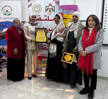 عاجل.. البطوش تلتقي سيدات الجبيهة في أمسية حوارية حول دور الأم في الرعاية الأسرية