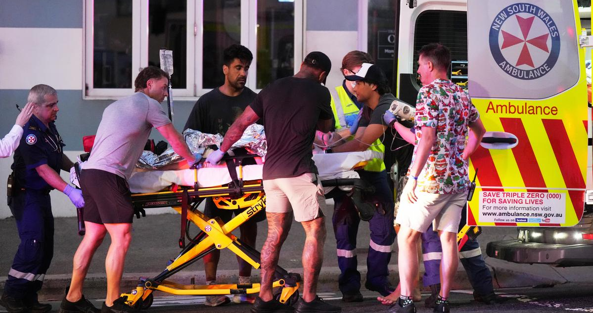 عاجل.. حصيلة ضحايا بونداي ترتفع إلى 16 قتيلاً و40 مصابًا