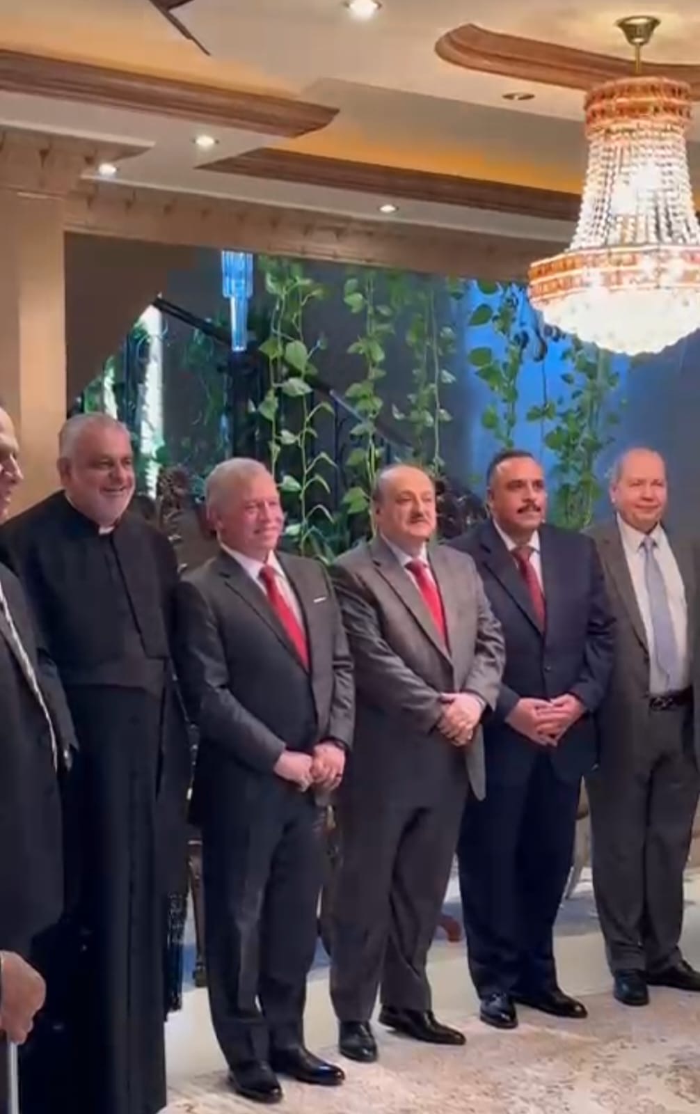 عاجل.. جلالة الملك في دارة الدكتور بركات عوجان