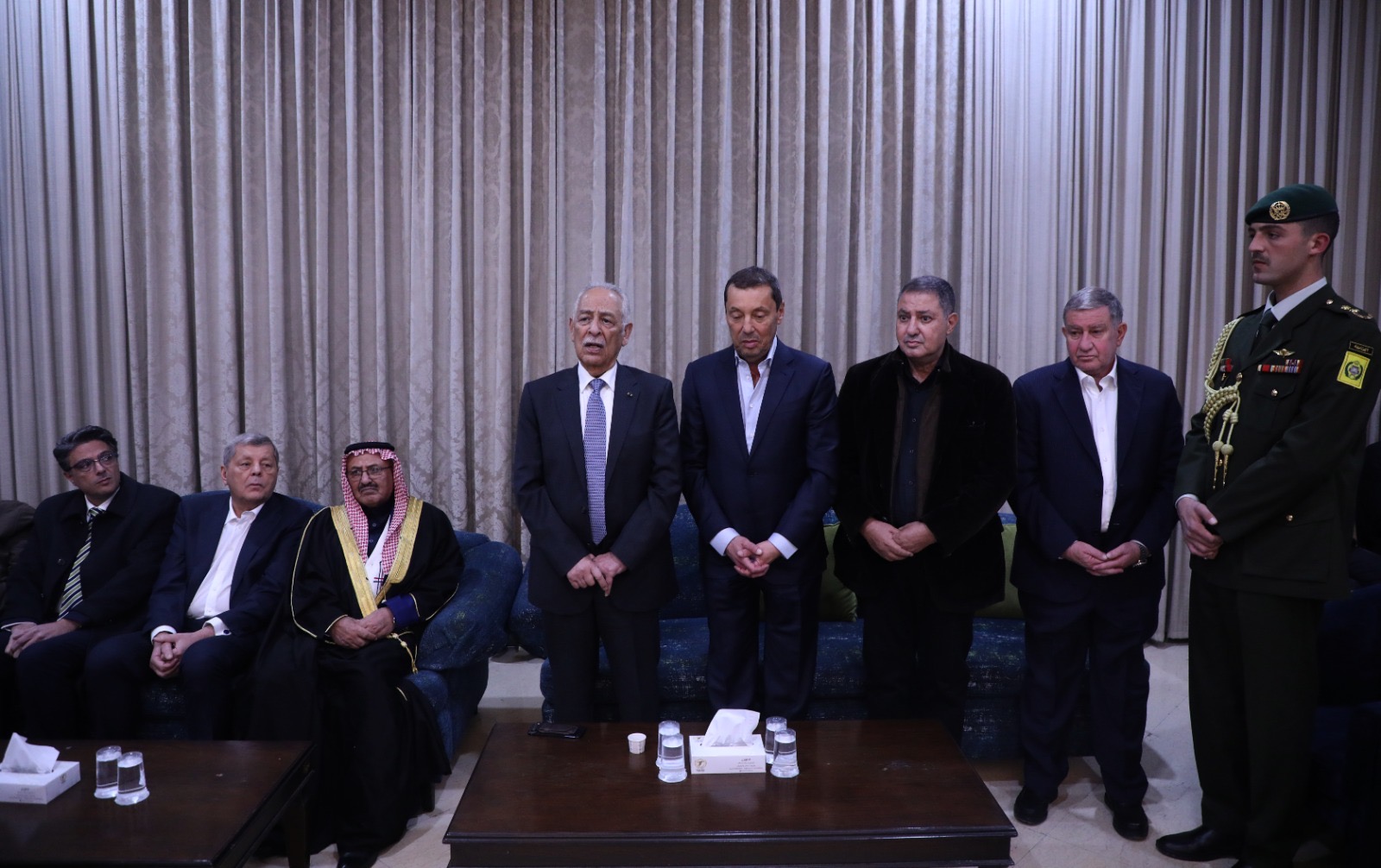 عاجل.. *مندوبا عن الملك وولي العهد.. العيسوي يعزي النابلسي والجوارنة والزغول والطراونة*