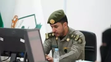 عاجل.. قرار صاعق من الجوازات السعودية: إجراء غير مسبوق يهز أوضاع المقيمين في المملكة.. تفاصيل القرار الأول من نوعه!