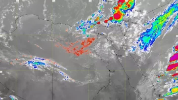 عاجل.. عاجل: عاصفة مطرية تجتاح 10 محافظات غداً… هيئة الأرصاد تحذر من سيول وبرد!