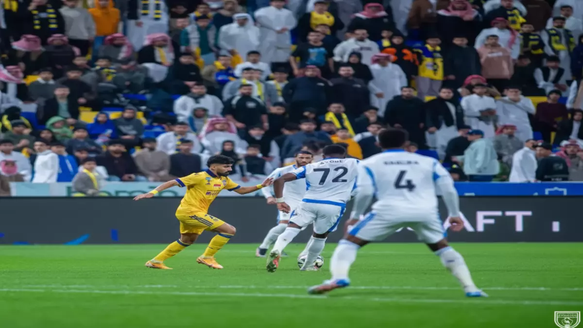 عاجل.. عاجل: التعاون يفقد الوصافة في الدقيقة 90+17 – نيوم يصدم العملاق بتعادل قاتل!