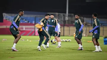 عاجل.. عاجل: الأخضر يستعد لمعركة لوسيل الحاسمة… هل يسحق فلسطين ويحجز مقعده في نصف النهائي؟