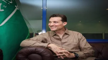 عاجل.. قنبلة سعودية: رئيس نادي الخلود يرفض محمد صلاح ويفضل فينيسيوس… “لا يناسب دورينا!”