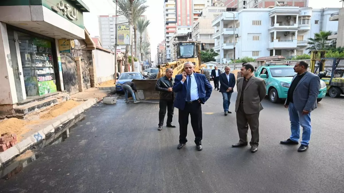 عاجل.. محافظ الغربية يكشف خطة “قلعة الصناعة”: 2400 متر طرق جديدة تنقذ المحلة الكبرى من أزمة المرور!