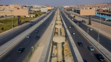 عاجل.. كارثة: إغلاق كامل للمحور المركزي بالجيزة لـ30 يوماً متواصلة – رحلة 15 دقيقة تصبح ساعة كاملة!