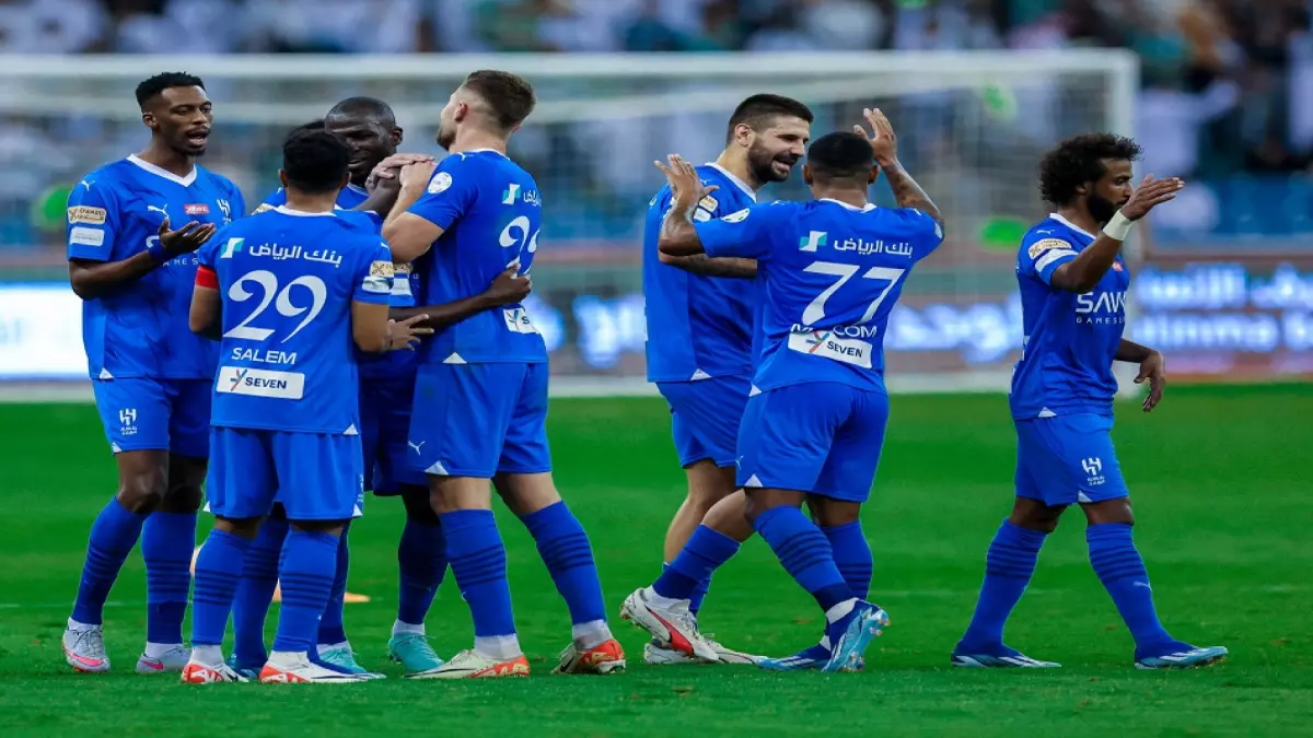 عاجل.. أسطورة نادي الهلال يخرج عن صمته ويصدم جماهير الزعيم حول مستقبل ملكية النادي!!