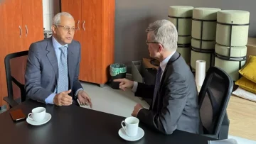 عاجل.. عاجل: نائب وزير الخارجية يفضح انتهاكات الحوثي أمام الإعلام الألماني… تفاصيل صادمة عن اعتقال العاملين الإغاثيين!