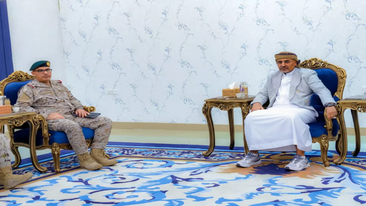 عاجل.. عاجل: اجتماع سري بين الزُبيدي والتحالف العربي يكشف خطة جديدة لمواجهة الحوثيين… ما الذي اتُفق عليه؟