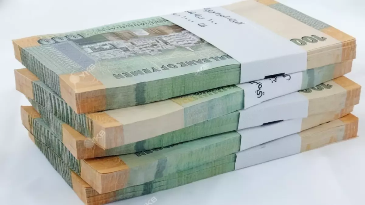 عاجل.. عاجل: الريال اليمني يصمد أمام انهيار العملات العالمية – البنك المركزي يكشف السر وراء الاستقرار المفاجئ!