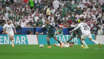 عاجل.. عاجل: رينارد يكشف تشكيلة الأخضر الصادمة أمام الأردن… 35 مليون سعودي في انتظار المعجزة!