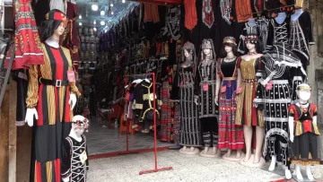 عاجل.. حصري: وزير يمني يكشف الخطة السرية… اليمن يحظر 20+ منتج أجنبي ويتجه للاكتفاء الذاتي خلال شهور!