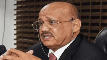 عاجل.. عاجل: محافظ البنك المركزي يكشف كارثة اقتصادية وشيكة… صندوق النقد يعلق نشاطه والعملة مهددة بالانهيار!