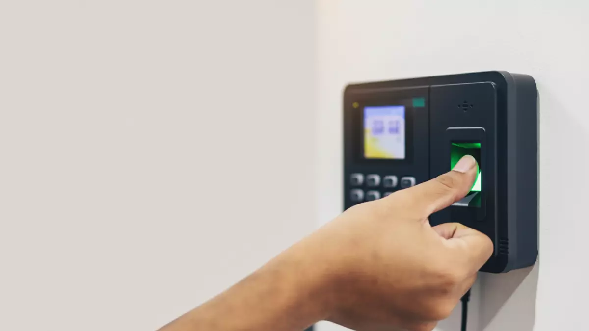 عاجل.. عاجل: وزارة التعليم تصدر تحذير صادم – التلاعب في “حضوري” = السجن 3 سنوات و300 ألف ريال غرامة!