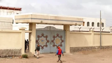 عاجل.. عاجل: إعلاميو عدن بلا رواتب منذ 3 أشهر… وزارة المالية تقدم “تبريرات واهية” فقط!