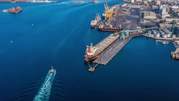 عاجل.. عاجل: ارتفاع جنوني 45% في أسعار الشحن إلى عدن يهدد بكارثة اقتصادية – السلع ستصبح أغلى بنسب خيالية!