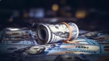 عاجل.. عاجل: انهيار صادم للريال اليمني أمام الدولار… الفارق وصل 1100 نقطة بين الشمال والجنوب!