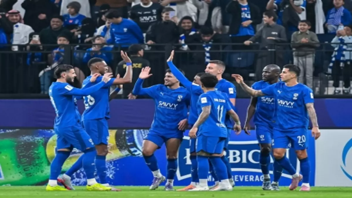 عاجل.. عاجل: الاتحاد الآسيوي يصدم الأندية السعودية بغرامات مالية ضخمة… الهلال يدفع 3750 دولاراً!