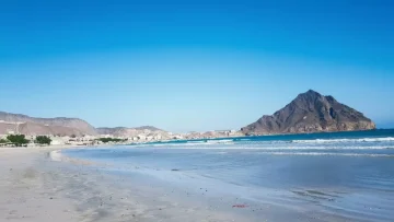 عاجل.. عاجل: الأرصاد تحذر اليمنيين من موجة برد قارس وضباب كثيف يعطل الطرق خلال 24 ساعة!