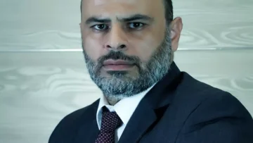 عاجل.. صادم: شاعر أردني يفضح الإعلاميين الذين خانوا الوطن أمام العالم… هل هذا انتماء أم خيانة؟