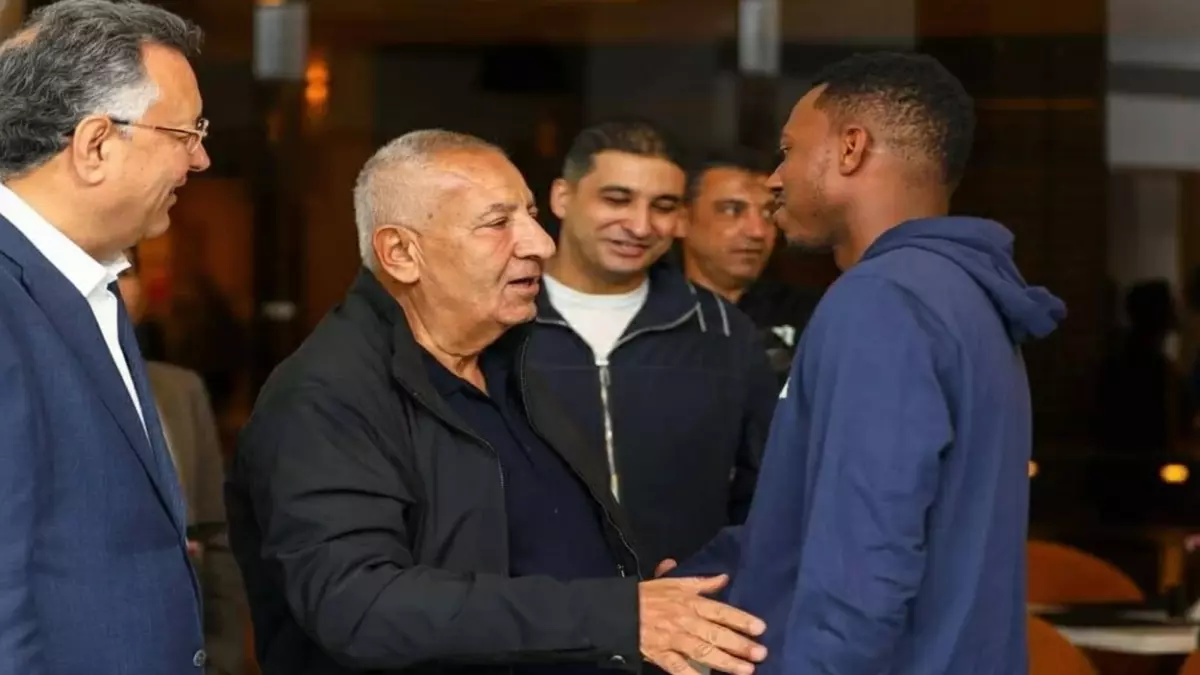 عاجل.. رئيس المصري يكشف سر القطيعة مع الأهلي… ويطالب بصفحة جديدة لإنقاذ الكرة المصرية!