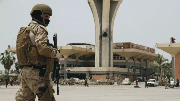 عاجل.. عاجل: توقف المنحة السعودية يهدد 500 ألف موظف… هل تضيع مرتبات ديسمبر؟