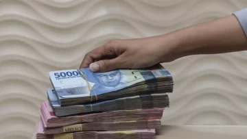 عاجل.. عاجل: الحكومة الإندونيسية تلغي ديون المزارعين 3 سنوات كاملة… هل تنقذ آلاف الأسر من الإفلاس؟