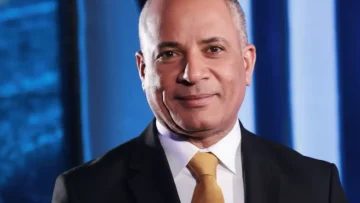 عاجل.. صادم: أحمد موسى يكشف ثورة النقل الخضراء في مصر… المواطنون يهجرون سياراتهم نهائياً!