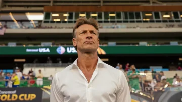 عاجل.. رسمياً: اتحاد الكرة ينهي الجدل حول رينارد بقرار صادم.. هل ينجو من الغضب الجماهيري؟