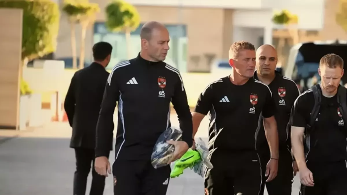 عاجل.. عاجل: توروب يكشف خطته السرية للاعبي الأهلي… استعدادات خاصة لسحق سيراميكا الجمعة!