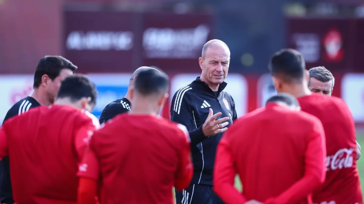 عاجل.. عاجل: الأهلي تحت الضغط أمام سيراميكا الليلة… هل ينهار العملاق أم ينتفض بقوة؟