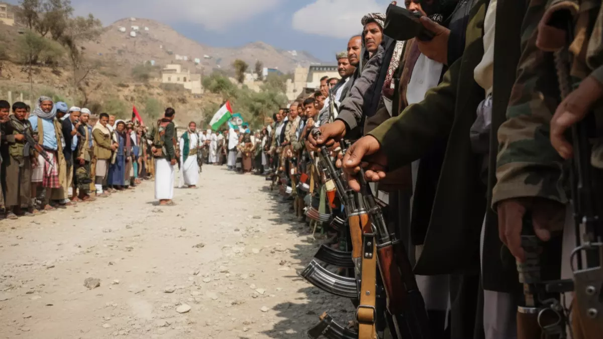 عاجل.. عاجل: قبائل يمنية مسلحة تهدد أمريكا وإسرائيل بعد الإساءة الصادمة للقرآن الكريم!