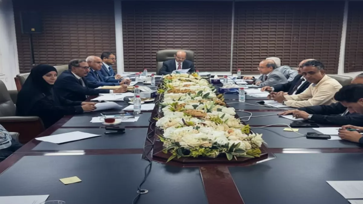 عاجل.. عاجل: البنك المركزي اليمني يحقق إنجازاً تاريخياً بدعم دولي… قرارات حاسمة تضمن استقرار المعيشة!