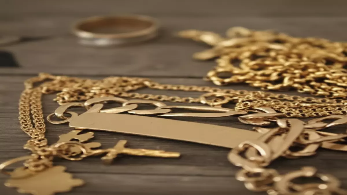 عاجل.. عاجل: الذهب يحطم كل الأرقام القياسية ويصل 6617 جنيه… خبراء يكشفون: هل ستخسر فرصتك الذهبية في 2026؟