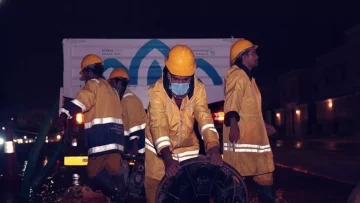 عاجل.. عاجل: جدة تعلن حالة الطوارئ القصوى – 7,160 فرداً و1,621 معدة في مواجهة “تهديد مطري خطير” خلال 120 دقيقة!