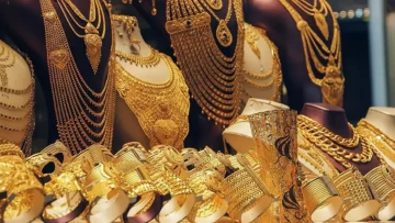 عاجل.. عاجل: الذهب يحطم التاريخ ويتجاوز 6 آلاف جنيه… هل تخسر مدخراتك أم تربح الملايين؟