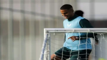 عاجل.. عاجل: كوستا يعود صاعقاً من الرباط الصليبي… هل يقود الاتفاق لمفاجأة كبرى؟