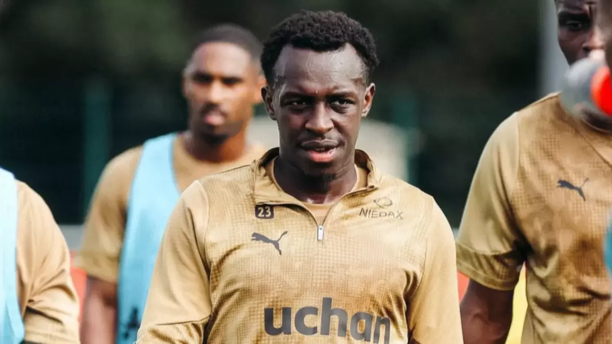 عاجل.. عاجل: الهلال يخطف سعود عبدالحميد بصفقة صادمة… الإعلان خلال ساعات!