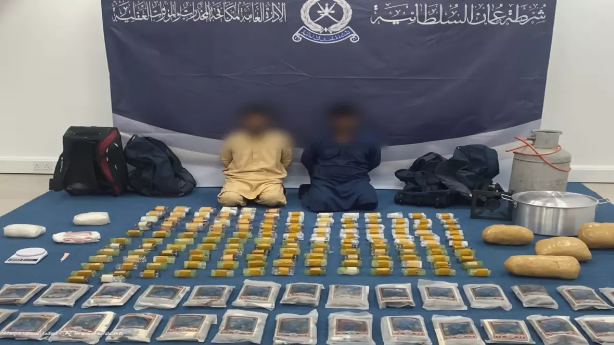 عاجل.. عاجل: التعاون السعودي العماني يحطم شبكة مخدرات دولية من 3 قارات… 200 كيلو و500 ألف ريال!
