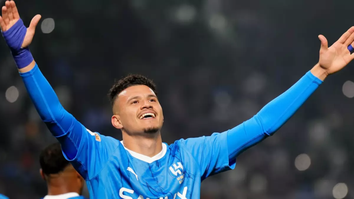 عاجل.. عاجل: حرب انتقالات محمومة بين الهلال والنصر – راغد النجار مقابل الحمدان في صفقة تبادل صادمة!