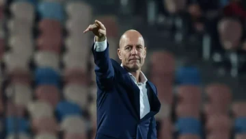 عاجل.. عاجل: الأهلي بدون نجومه يواجه المصرية للإتصالات السبت… هل ينجو من الكارثة بكأس مصر؟