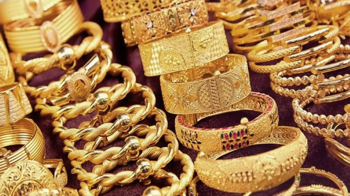 عاجل.. صادم: الذهب في عدن أغلى من صنعاء بـ 300%! أسعار جنونية تضرب الأسواق اليوم