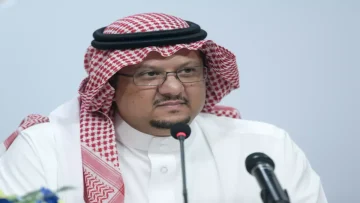 عاجل.. عاجل: فيصل بن تركي يفجر مفاجأة صادمة عن سبب انهيار الأخضر… ويكشف الرقم الذي دمر كرة القدم السعودية!