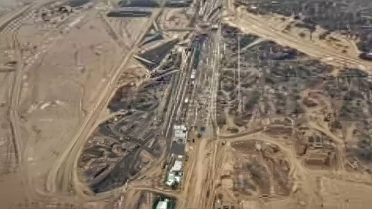 عاجل.. عاجل: صور صادمة من قلب نيوم… 500 مليار دولار تحفر معجزة أطول من برج خليفة بـ72 طابق!