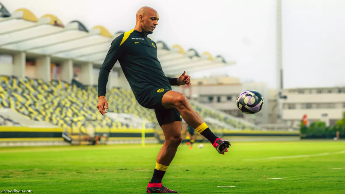 عاجل.. عاجل: فابينيو يعود للاتحاد قبل قمة الشباب… وقرار صادم لكونسيساو بحق نجم أجنبي!